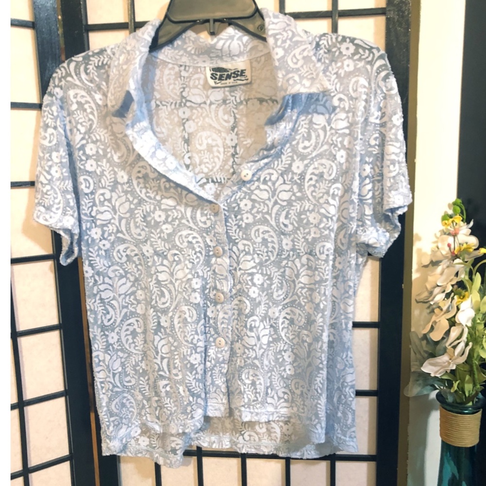 90’s Retro Lightweight Top